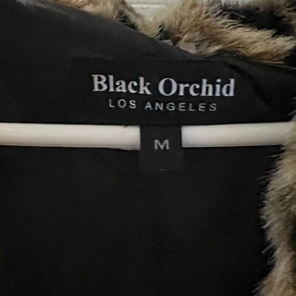 Black Orchid Faux Fur Jacket with Animal Print - Picture 3 of 3